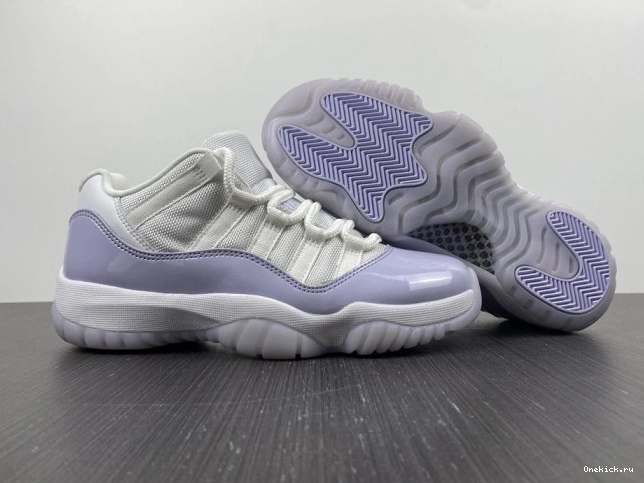 One Kick Air Pure WMNS Low AH7860-101 11 Jordan Violet 0802